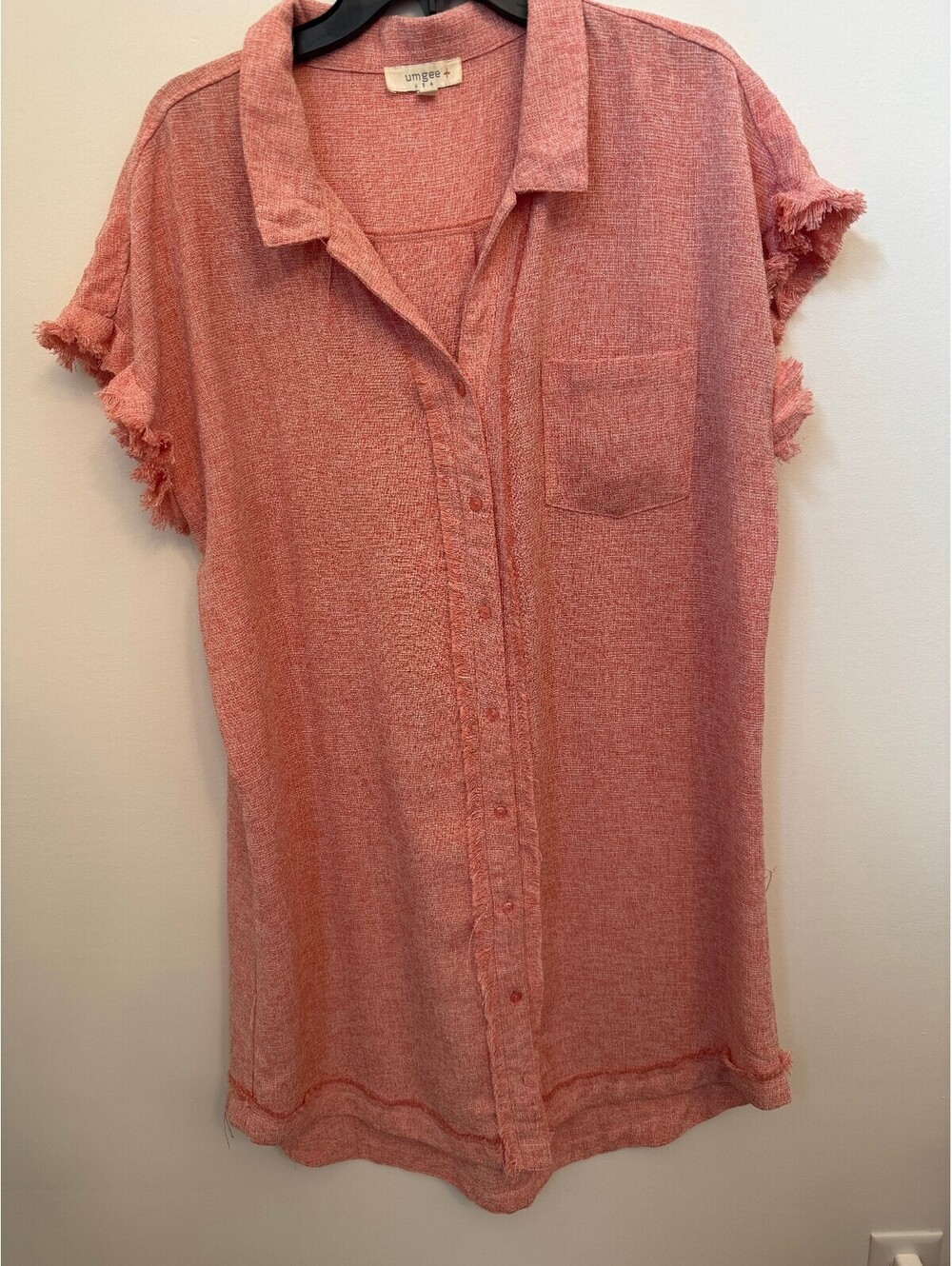 Umgee USA Women's Button-Up Shirt with Frayed Sleeves, Size 1XL